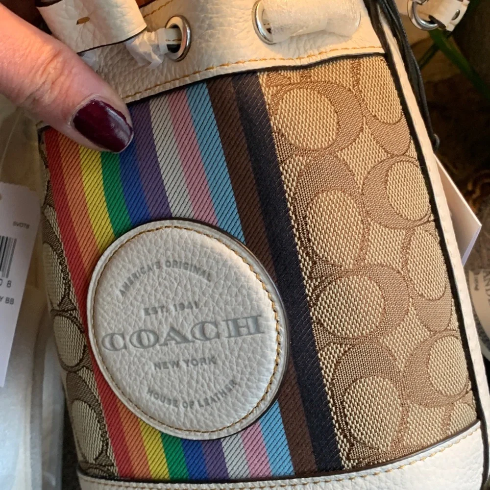 Authentic COACH Signatu jacquard/refined leather rainbow logo drawstrings Crosby - Picture 10 of 13